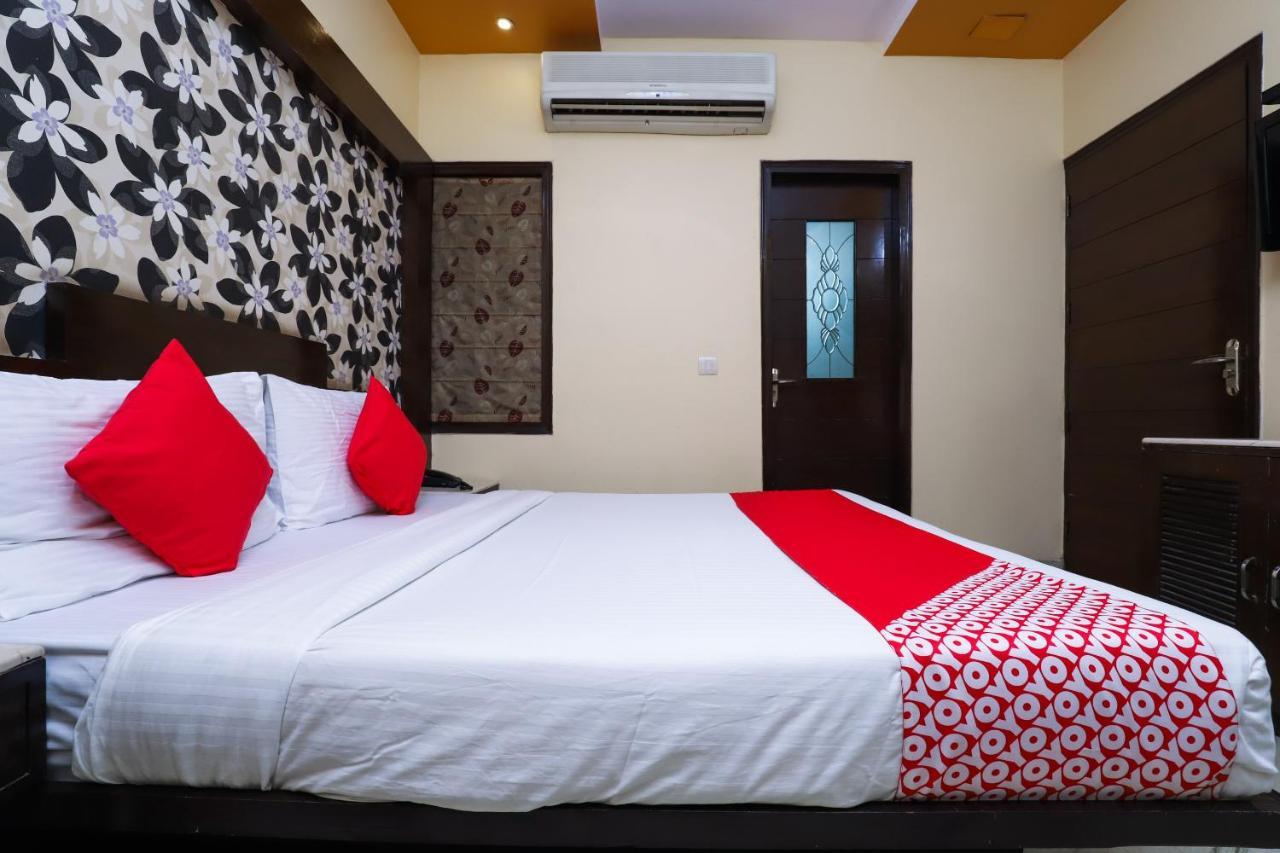 Hotel O J P Inn Near Patel Nagar Metro Station Nova Deli Exterior foto