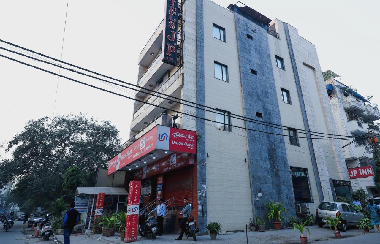 Hotel O J P Inn Near Patel Nagar Metro Station Nova Deli Exterior foto